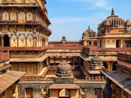 Datia Palace (Bir Singh Palace) photo 1 - Datia City Center attraction